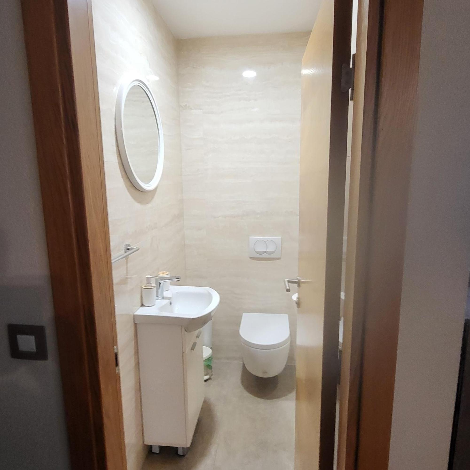 Apartman Centar Bulevar Ex Sa Garazom Banja Luka Buitenkant foto